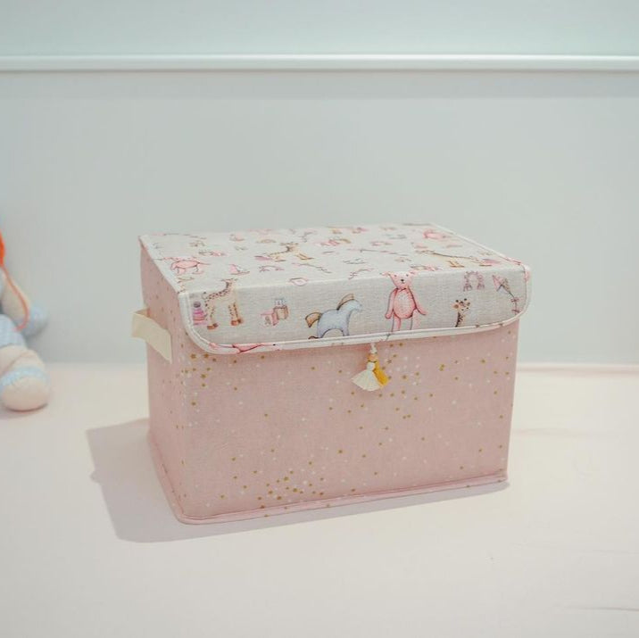 Teal fabric storage box with lid and handles – nursery toy organizer”
“Nursery storage box in teal fabric with golden stars and tassel detail”
“Large teal fabric bin with illustrated lid for toys and baby clothes”
“Decorative teal nursery storage chest with cute baby prints”
“Fabric toy and blanket organizer with lid – teal and gold design”