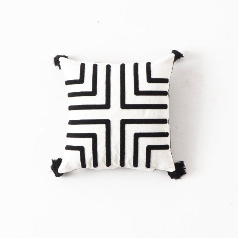 Urban Collection square maze line embroidered cushion cover in black and white with black tassels – 43x43 cm decorative pillow