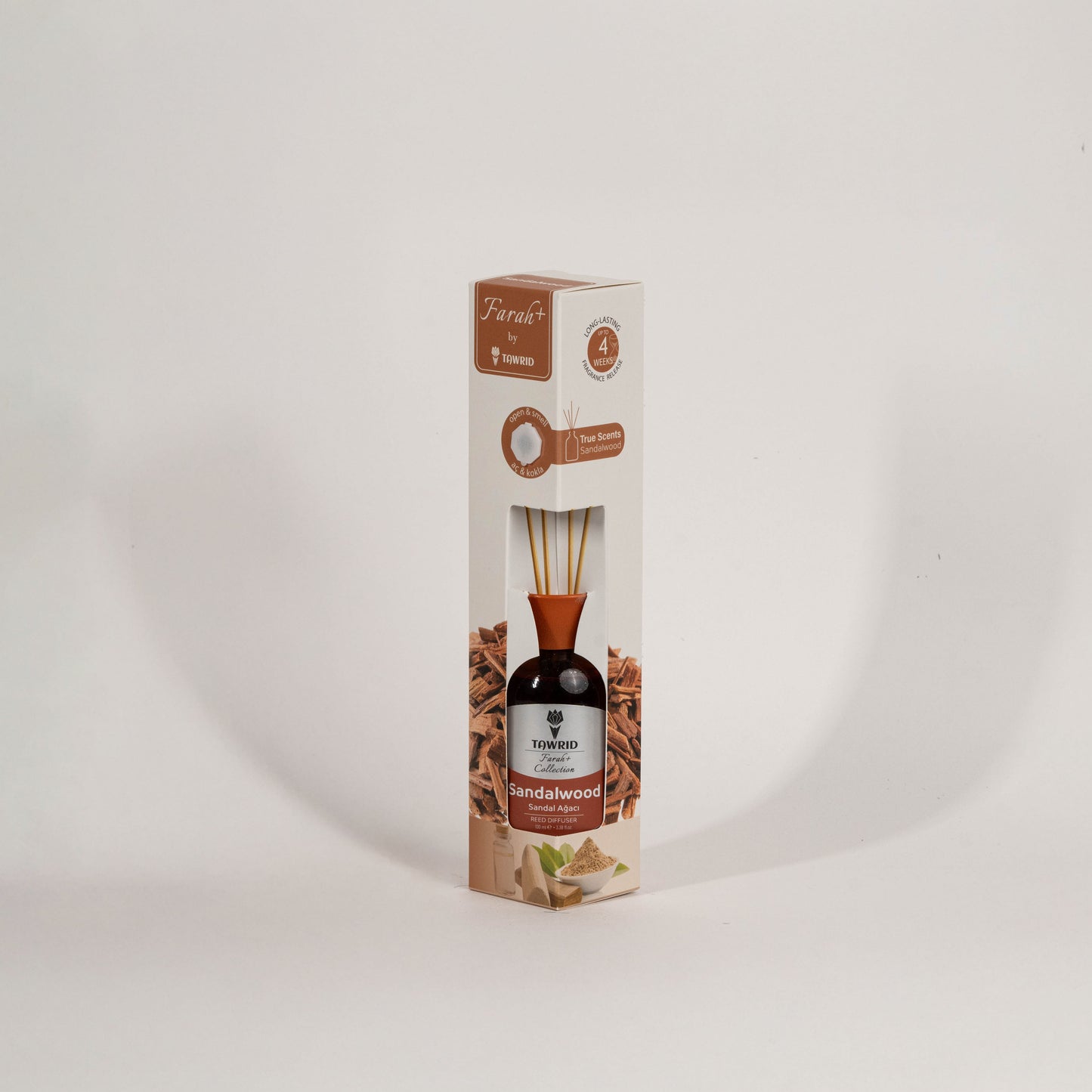 Elegant glass sandal reed diffuser with fragrance oil and natural sticks for home fragrance