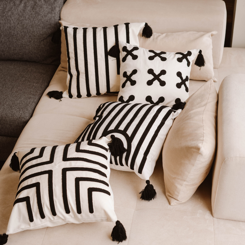 Urban Collection square maze line embroidered cushion cover in black and white with black tassels – 43x43 cm decorative pillow