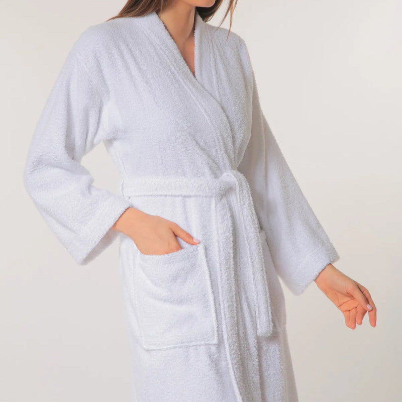Classic cotton bathrobe with belt and pocket