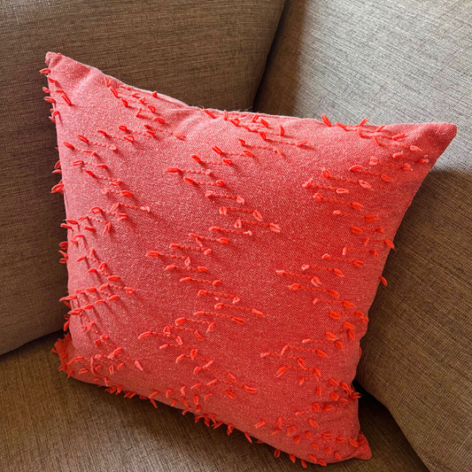 Polka Zigzag Collection – 43x43 cm coral embroidered cushion cover on beige sofa