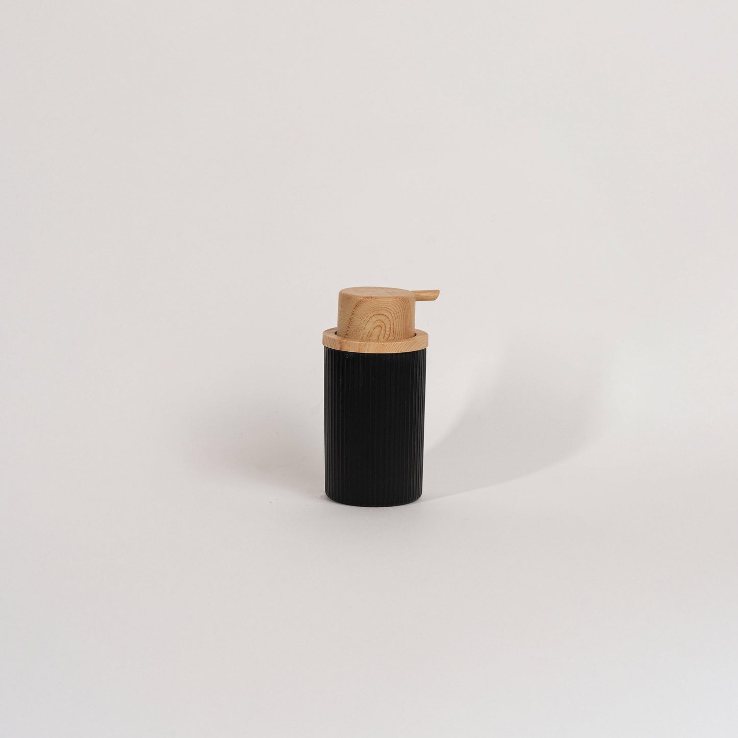 Black Modern Bathroom Accessories Set with Wood Accents – 5 Pieces