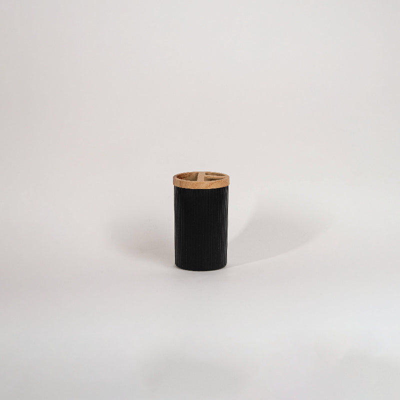 Black bathroom accessory set with wood accents – 5 pieces