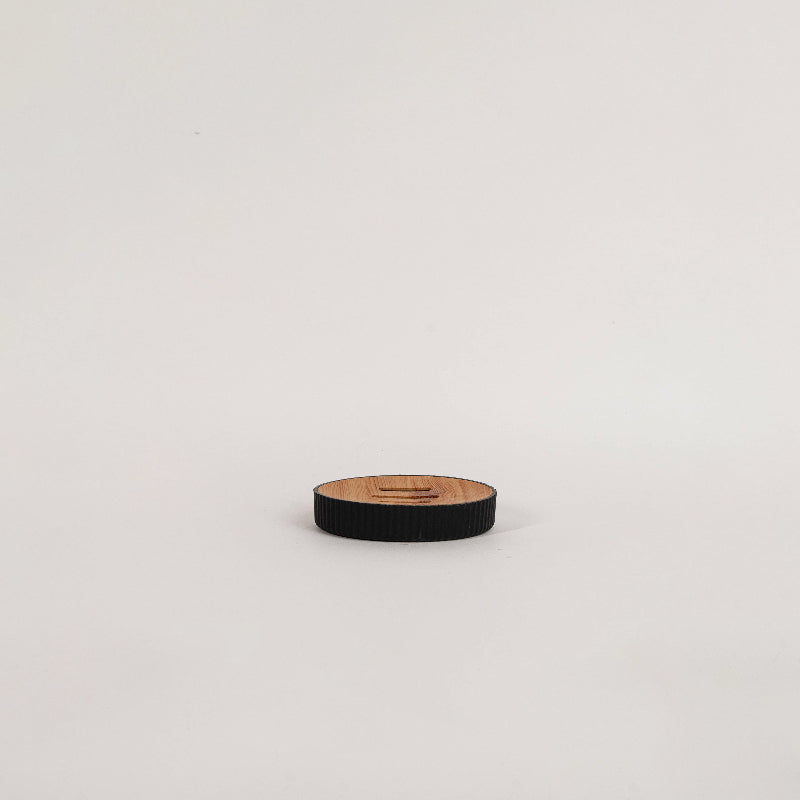 Black bathroom accessory set with wood accents – 5 pieces