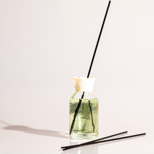 White soap Reed Diffuser