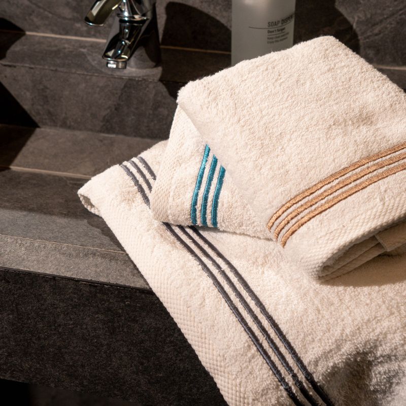 White cotton towel set with gray striped border – luxury soft absorbent bathroom towels