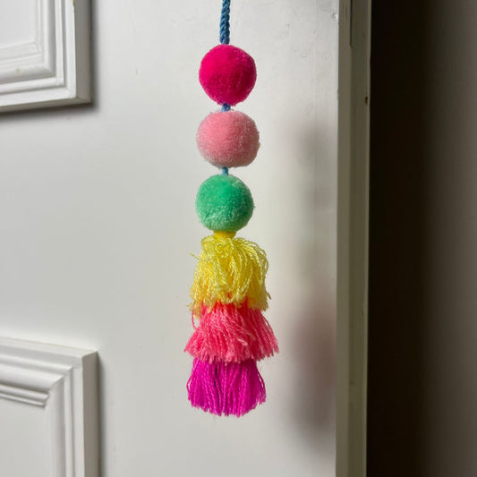 Handmade Pom Pom Tassel Hanging Decor – Colorful Boho Yarn Wall Ornament with Layered Tassels