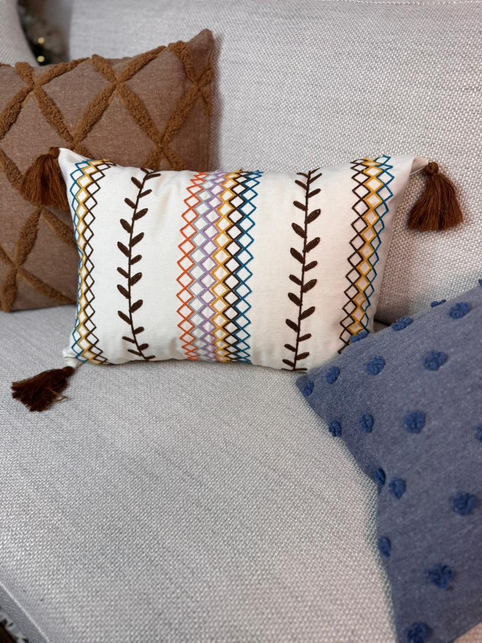 Boho cushion cover, embroidered cushion, rectangular cushion, sofa decor, tassel pillow cover, bohemian home decor, modern eclectic cushion, decorative pillowcase